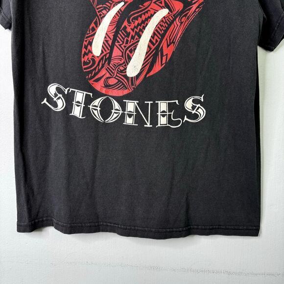 The Rolling Stones Tongue Logo Tribal Tattoo Style Bravado T-Shirt Women's Sz M - Picture 6 of 11
